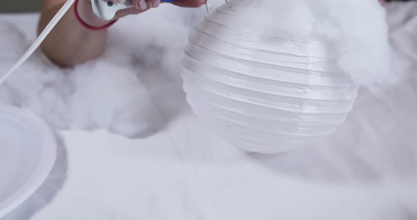 How-To-Make-A-DIY-Cloud-Light7