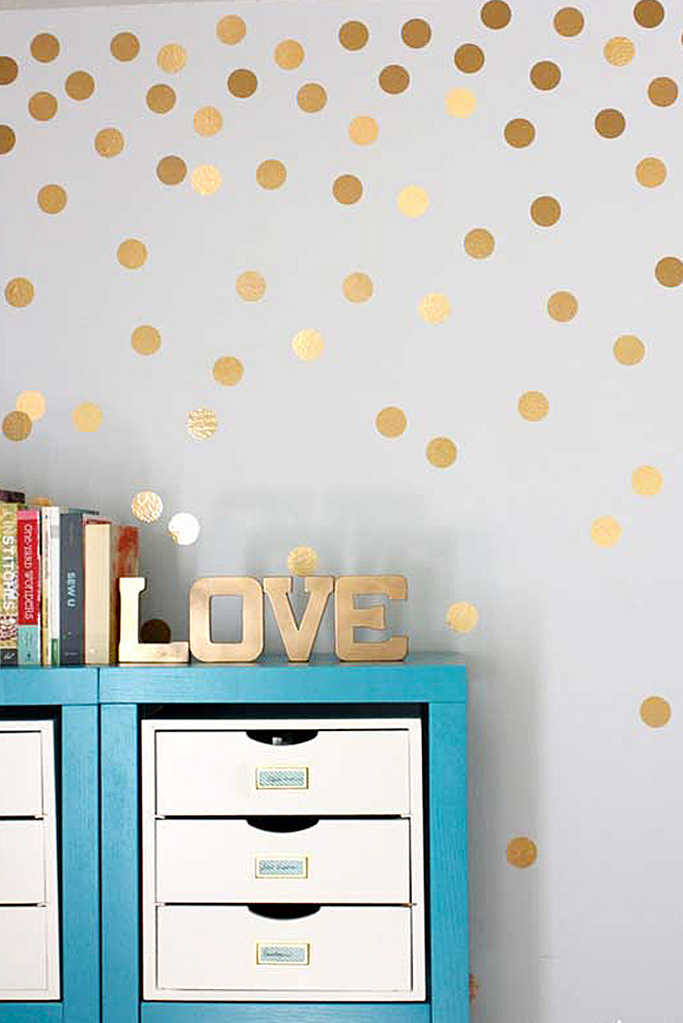 DIY Wall Art Ideas -Gold Metallic Dot Walls