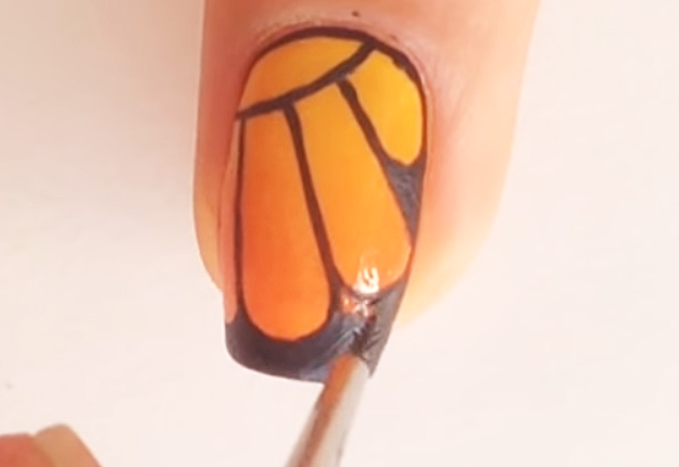 DIY-Monarch-Butterfly-Nail-Art-11
