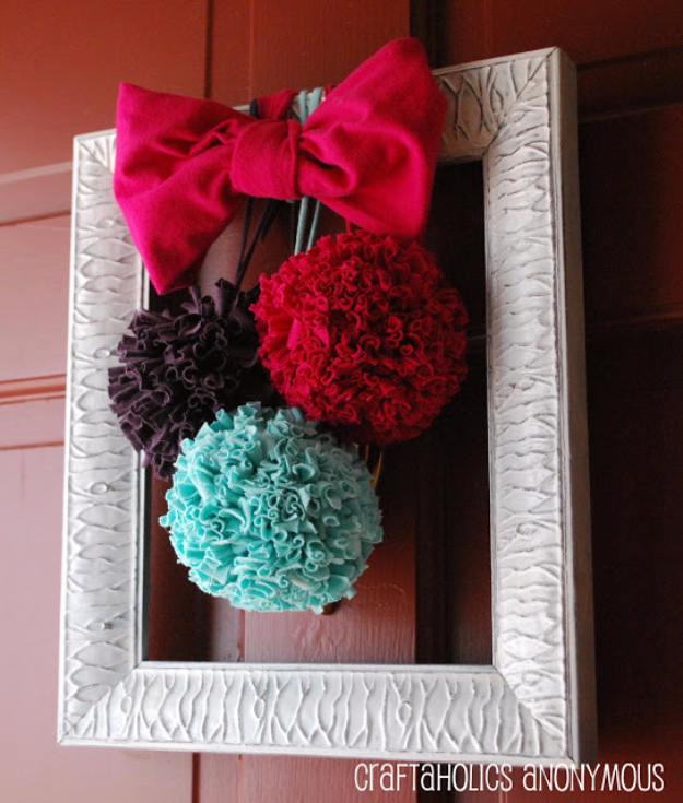 DIY Crafts with Pom Poms - T Shirt Pom Poms Tutorial - Fun Yarn Pom Pom Crafts Ideas. Garlands, Rug and Hat Tutorials, Easy Pom Pom Projects for Your Room Decor and Gifts http://diyprojectsforteens.com/diy-crafts-pom-poms