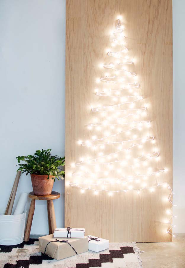 Cool Ways To Use Christmas Lights - DIY String Light Christmas Tree - Best Easy DIY Ideas for String Lights for Room Decoration, Home Decor and Creative DIY Bedroom Lighting - Creative Christmas Light Tutorials with Step by Step Instructions - Creative Crafts and DIY Projects for Teens, Teenagers and Adults http://diyprojectsforteens.com/diy-projects-string-lights