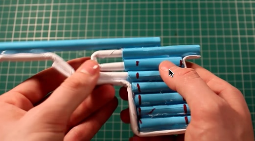 how to make paper pistol that shoots