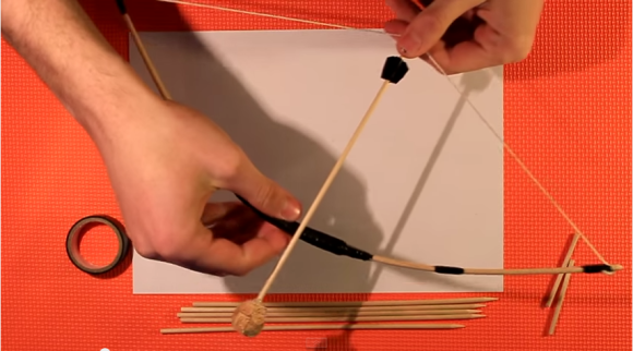 Make A Diy Mini Bow And Arrow Diy Projects For Teens