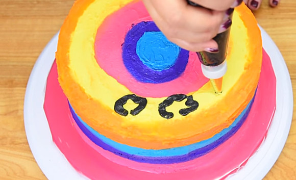 Impress 'Em All With Rainbow Leopard Cake!! - DIY Projects for Teens