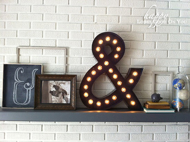 String Light DIY ideas for Cool Home Decor | DIY Ampersand Marquee Light are Fun for Teens Room, Dorm, Apartment or Home #teencrafts #cheapcrafts #diylights/