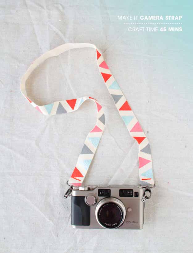 Cool Crafts You Can Make for Less than 5 Dollars | Cheap DIY Projects Ideas for Teens, Tweens, Kids and Adults | Painted Camera Strap #teencrafts #cheapcrafts #crafts/