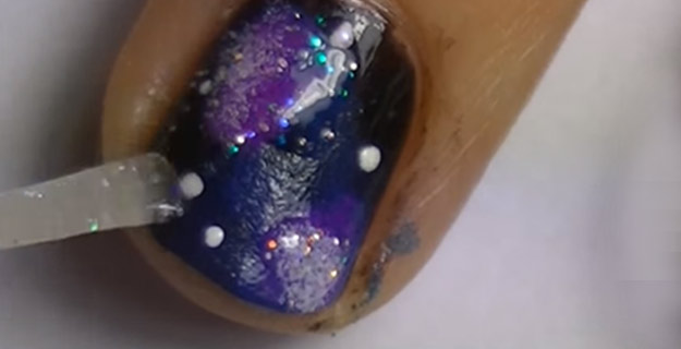How To Do Galaxy Nails | DYI Nail Art Ideas for Teenagers