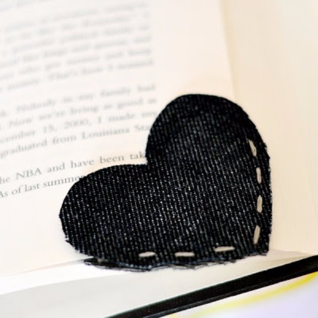  DIY Crafts with Old Denim Jeans -Old Denim Corner Heart Bookmark- Cool Projects and Fashion You Can Make With Old Jeans - Fun Crafts for Teens and Adults, Inexpensive Ones!