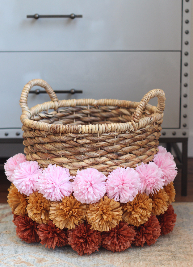 DIY Crafts with Pom Poms - DIY Pom Pom Basket - Fun Yarn Pom Pom Crafts Ideas. Garlands, Rug and Hat Tutorials, Easy Pom Pom Projects for Your Room Decor and Gifts http://diyprojectsforteens.com/diy-crafts-pom-poms