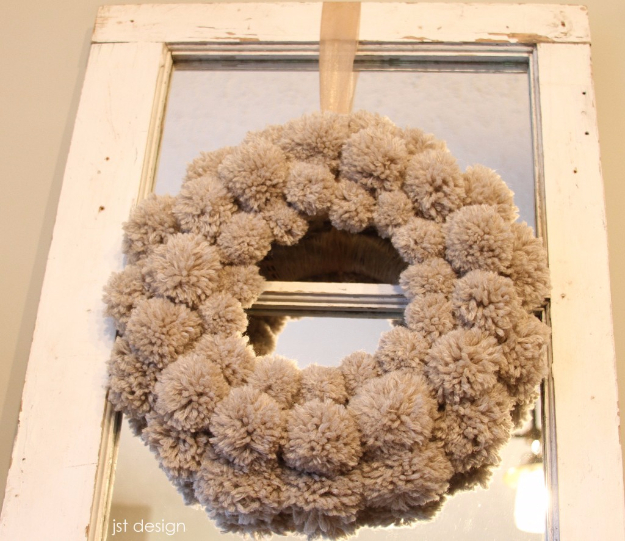 DIY Crafts with Pom Poms - Wool Pom Pom Wreath - Fun Yarn Pom Pom Crafts Ideas. Garlands, Rug and Hat Tutorials, Easy Pom Pom Projects for Your Room Decor and Gifts http://diyprojectsforteens.com/diy-crafts-pom-poms