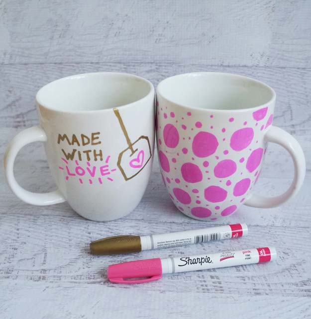 DIY Gifts for Teens - Decorate a Mug With a Sharpie - Cool Ideas for Girls and Boys, Friends and Gift Ideas for Teenagers. Creative Room Decor, Fun Wall Art and Awesome Crafts You Can Make for Presents #teengifts #teencrafts