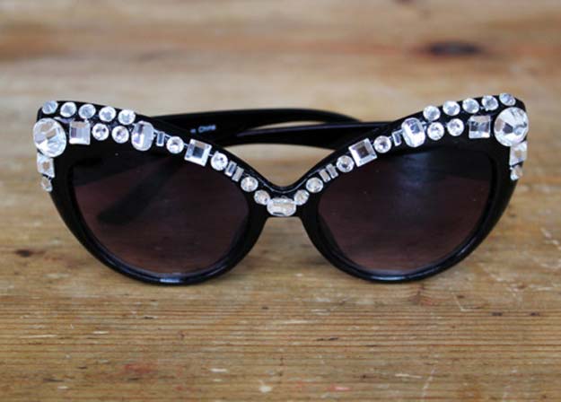 DIY Sunglasses Makeovers - DIY Rhinestone Sunnies - Fun Ways to Decorate and Embellish Sunglasses - Embroider, Paint, Add Jewels and Glitter to Your Shades - Cheap and Easy Projects and Crafts for Teens #diy #teencrafts #sunglasses