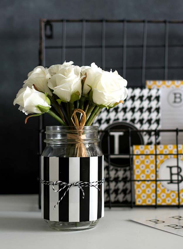 DIY Room Decor Ideas in Black and White - Mason Jar Desk Organizer - Creative Home Decor and Room Accessories - Cheap and Easy Projects and Crafts for Wall Art, Bedding, Pillows, Rugs and Lighting - Fun Ideas and Projects for Teens, Apartments, Adutls and Teenagers 