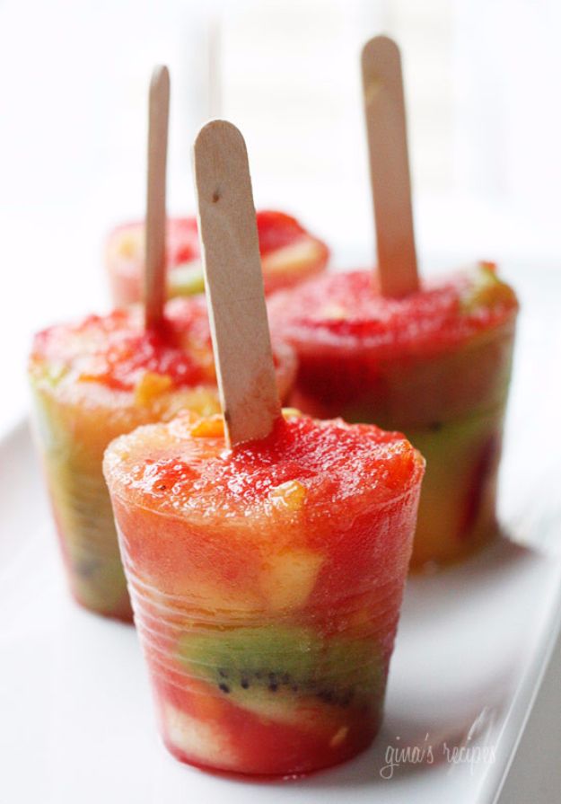 Easy Desserts for Teens to Make at Home - Frozen Fruit Pops - Cool Dessert Recipes That Are Simple and Quick Enough For Teens, Teenagers and Older Kids - Best Dorm Snacks and Ideas - Microwave, No Bake, 3 Ingredient, Chocolate, Mug Cakes and More #desserts #teenrecipes #recipes #dessertrecipes #easyrecipes