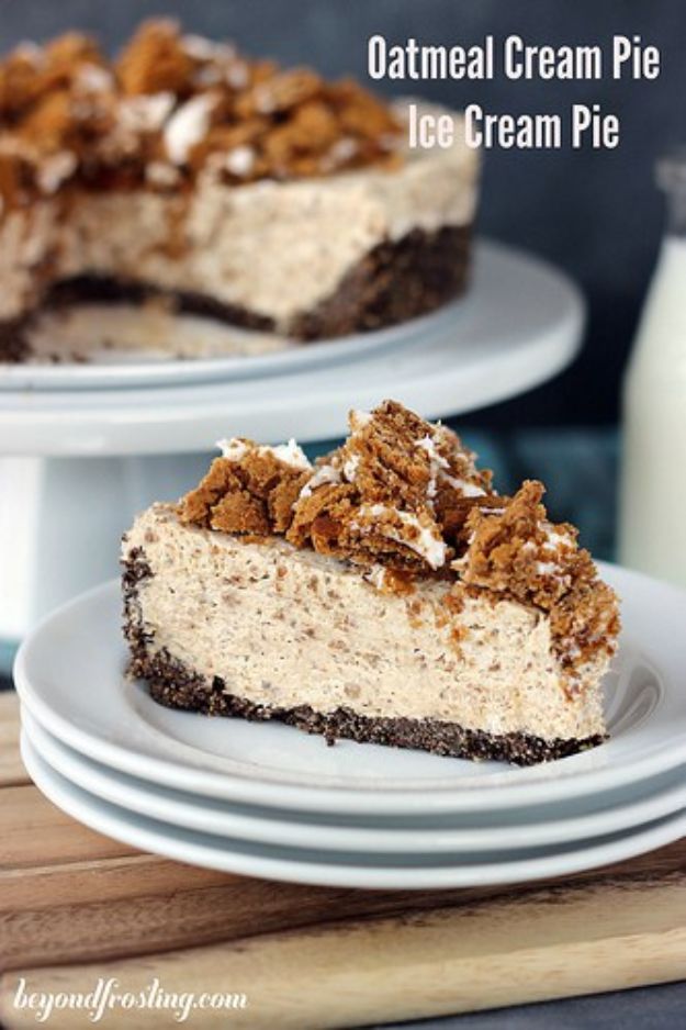 Easy Desserts for Teens to Make at Home - Oatmeal Cream Pie Ice Cream Pie - Cool Dessert Recipes That Are Simple and Quick Enough For Teens, Teenagers and Older Kids - Best Dorm Snacks and Ideas - Microwave, No Bake, 3 Ingredient, Chocolate, Mug Cakes and More #desserts #teenrecipes #recipes #dessertrecipes #easyrecipes
