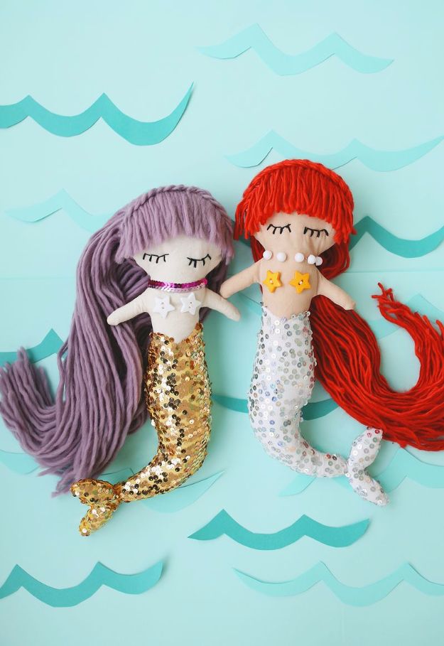 DIY Mermaid Crafts - Mermaid Plush Dolls - How To Make Room Decorations, Art Projects, Jewelry, and Makeup For Kids, Teens and Teenagers - Mermaid Costume Tutorials - Fun Clothes, Pillow Projects, Mermaid Tail Tutorial 