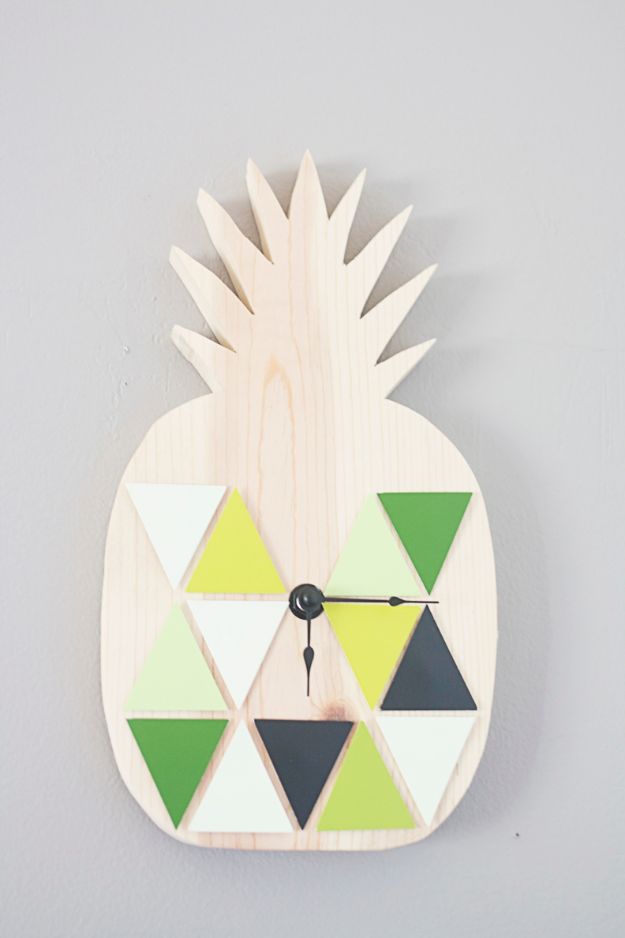 Pineapple Crafts - DIY Geometric Pineapple Clock - Cute Craft Projects That Make Cool DIY Gifts - Wall Decor, Bedroom Art, Jewelry Idea
