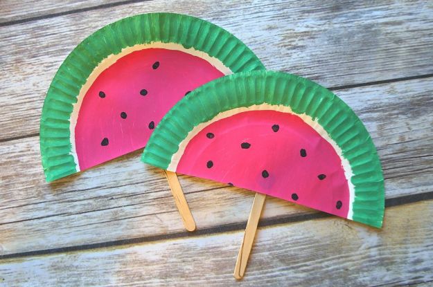 Watermelon Crafts - DIY Paper Plate Watermelon Fans - Easy DIY Ideas With Watermelons - Cute Craft Projects That Make Cool DIY Gifts - Wall Decor, Bedroom Art, Jewelry Idea